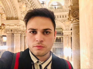 Meet your Posher, Samuel